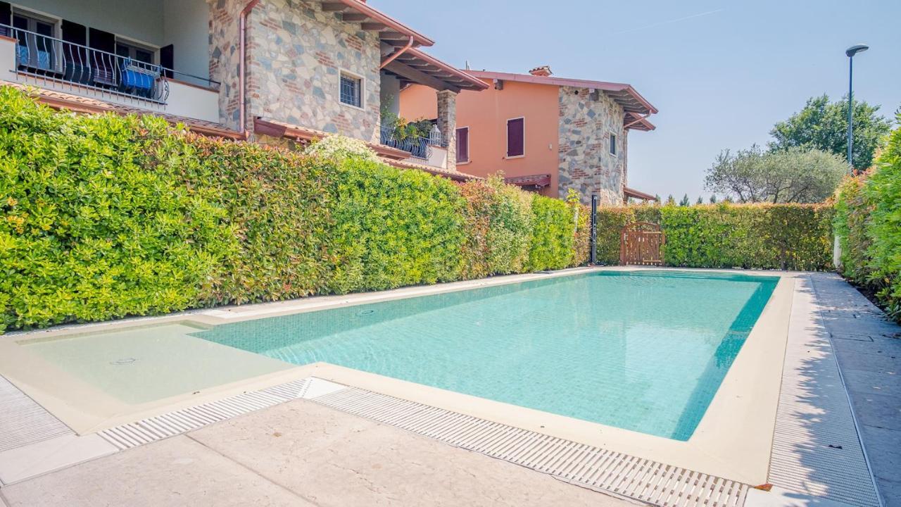 Endless Summer Sirmione - Italian Homing 외부 사진